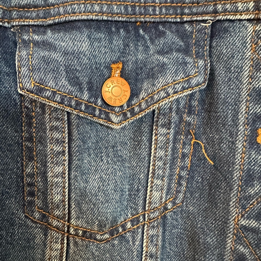 Woman’s Jean Jacket - Picture 4 of 6